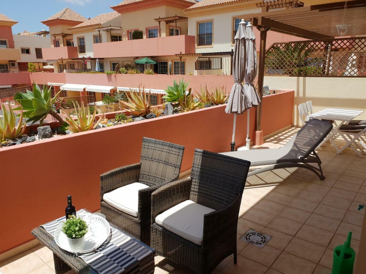 Terrazas Del Duque 2: Beachfront Oasis with Sea Views and Heated Pool Costa Adeje  Exterior photo