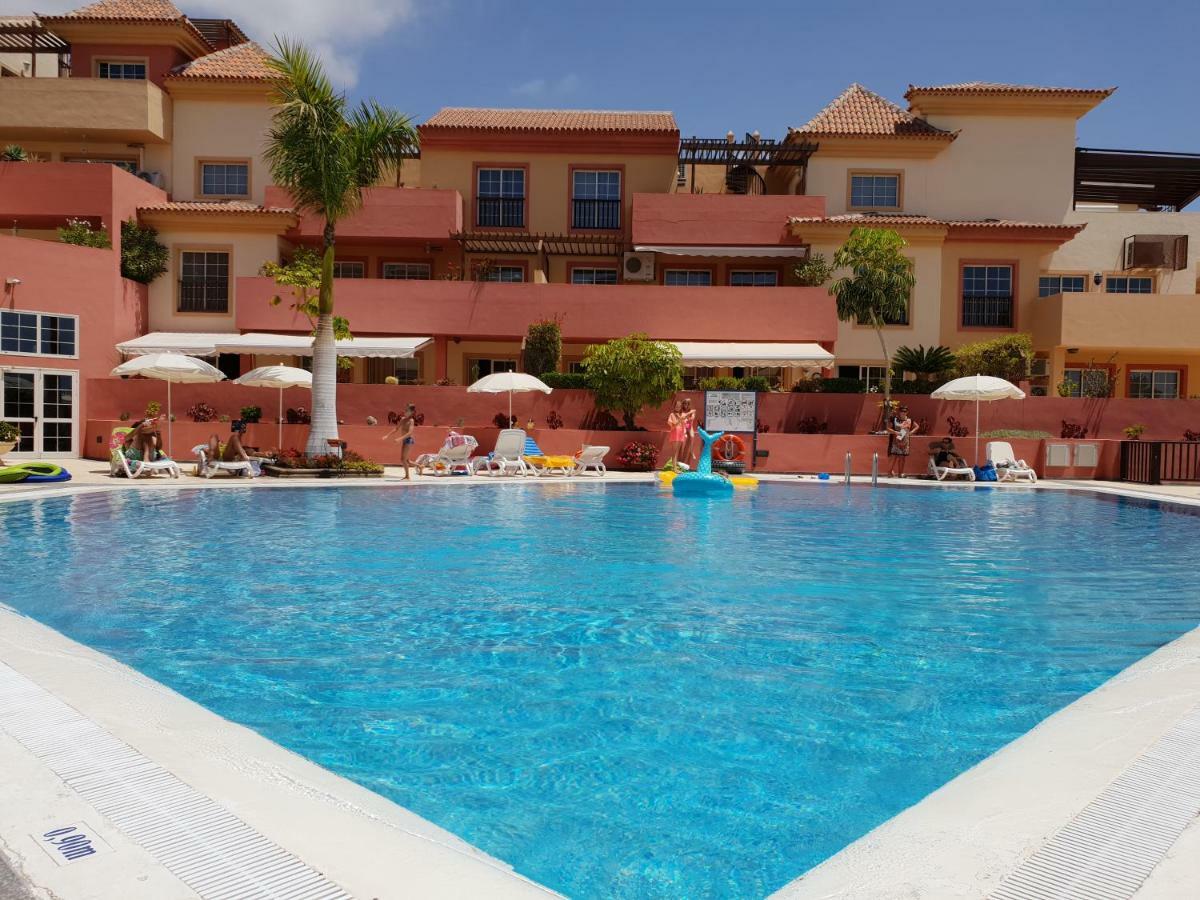 Terrazas Del Duque 2: Beachfront Oasis with Sea Views and Heated Pool Costa Adeje  Exterior photo