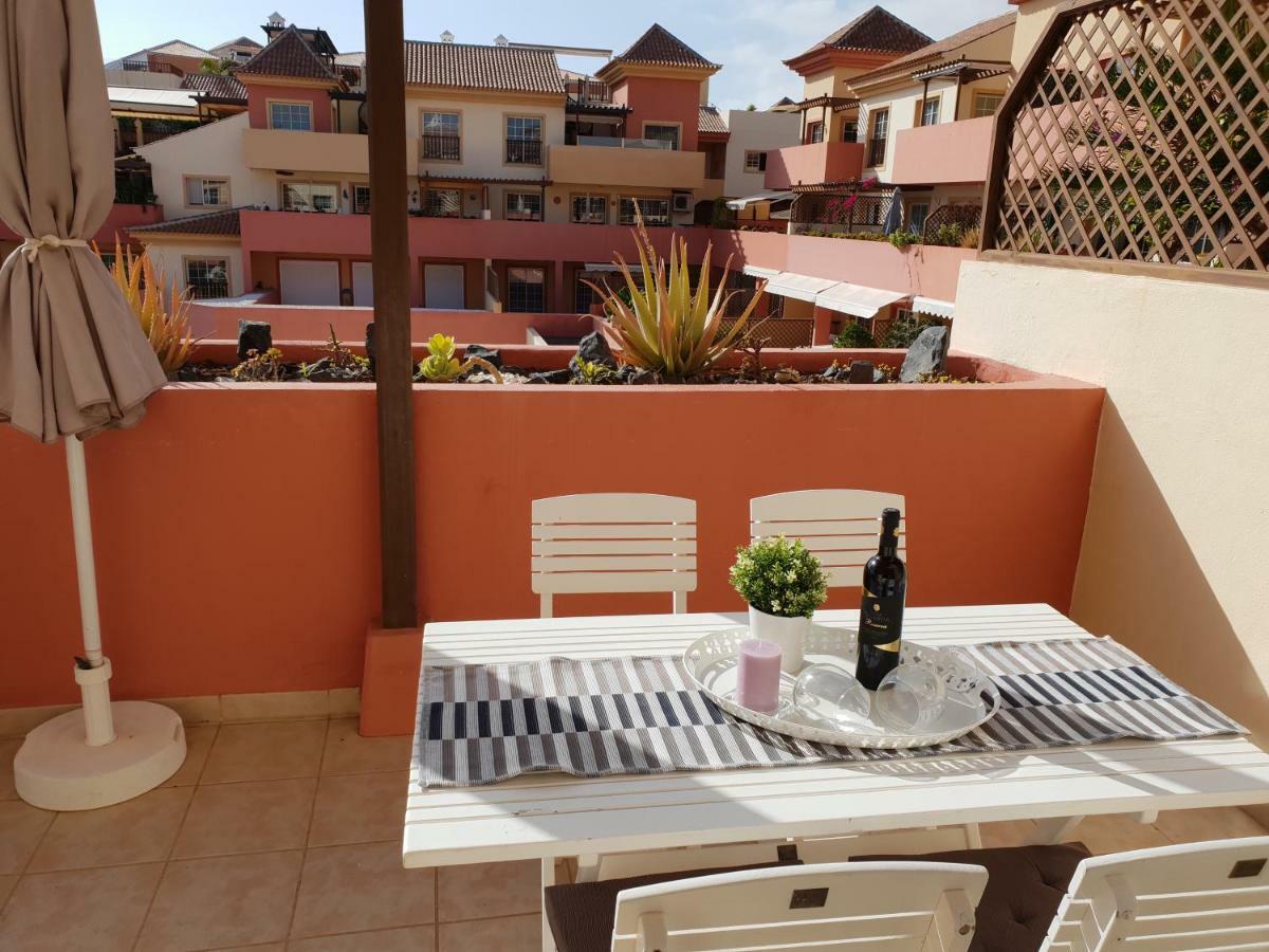 Terrazas Del Duque 2: Beachfront Oasis with Sea Views and Heated Pool Costa Adeje  Exterior photo